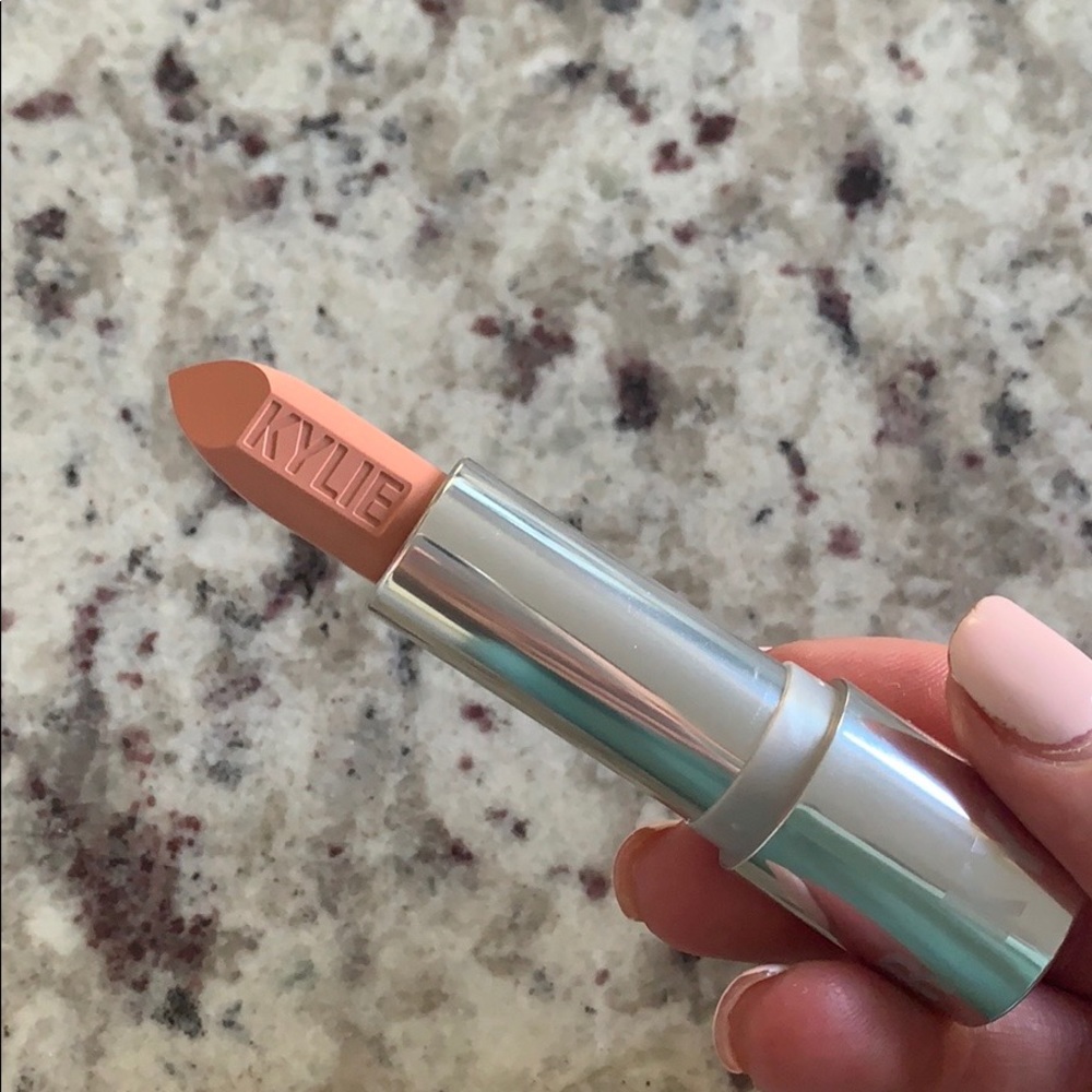 Kylie Cosmetics creme lipstick angel cake